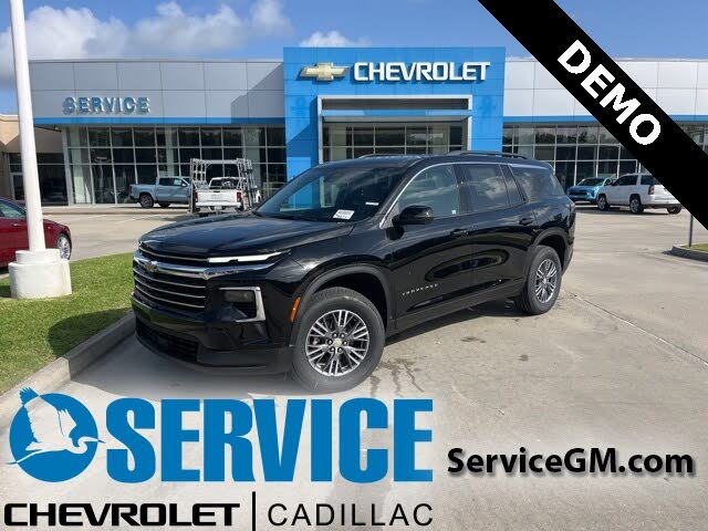 2025 Chevrolet Traverse LT FWD