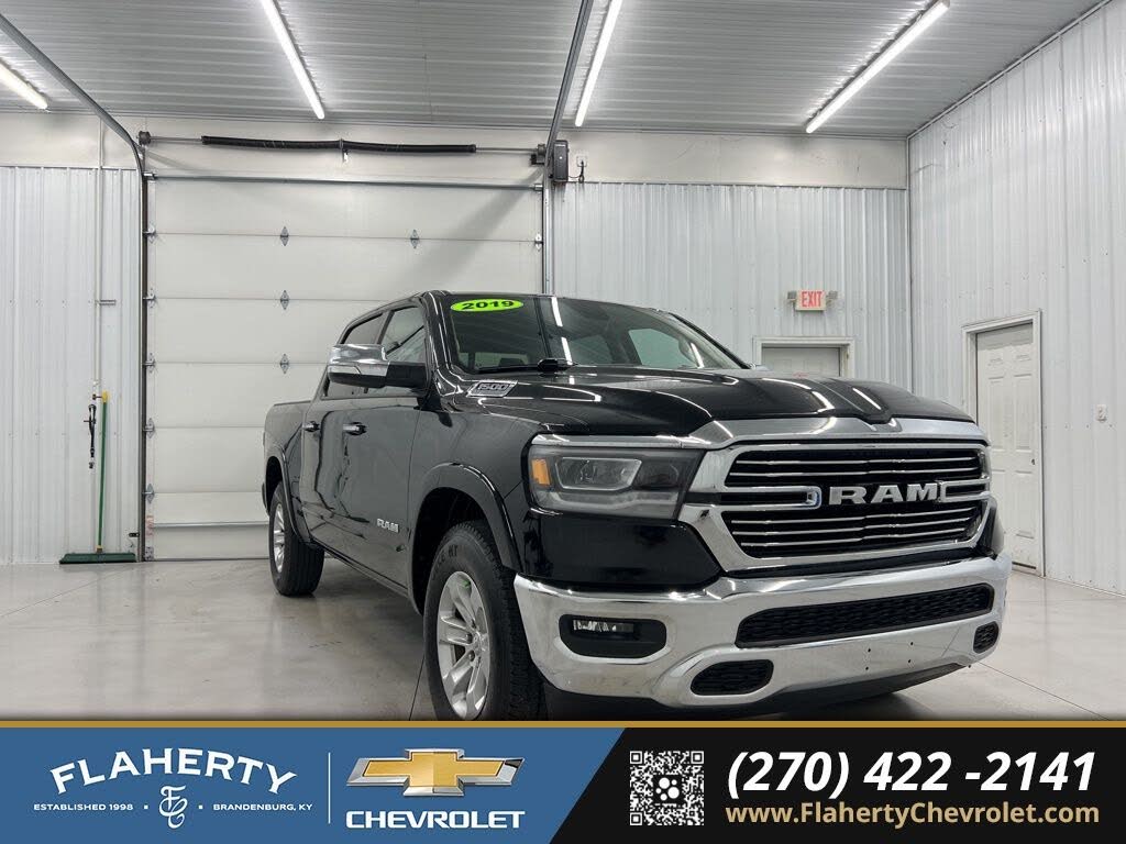 2019 RAM 1500 Laramie Crew Cab 4WD