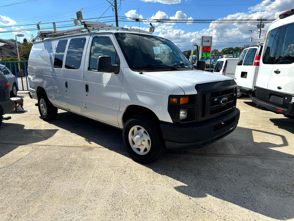 2013 Ford E-Series E-250 Cargo Van