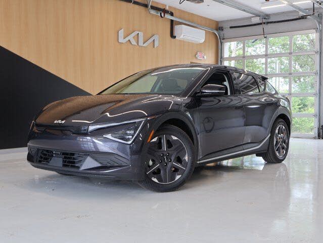 2025 Kia EV6 Light Long Range RWD