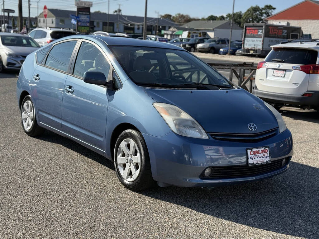 2004 Toyota Prius FWD