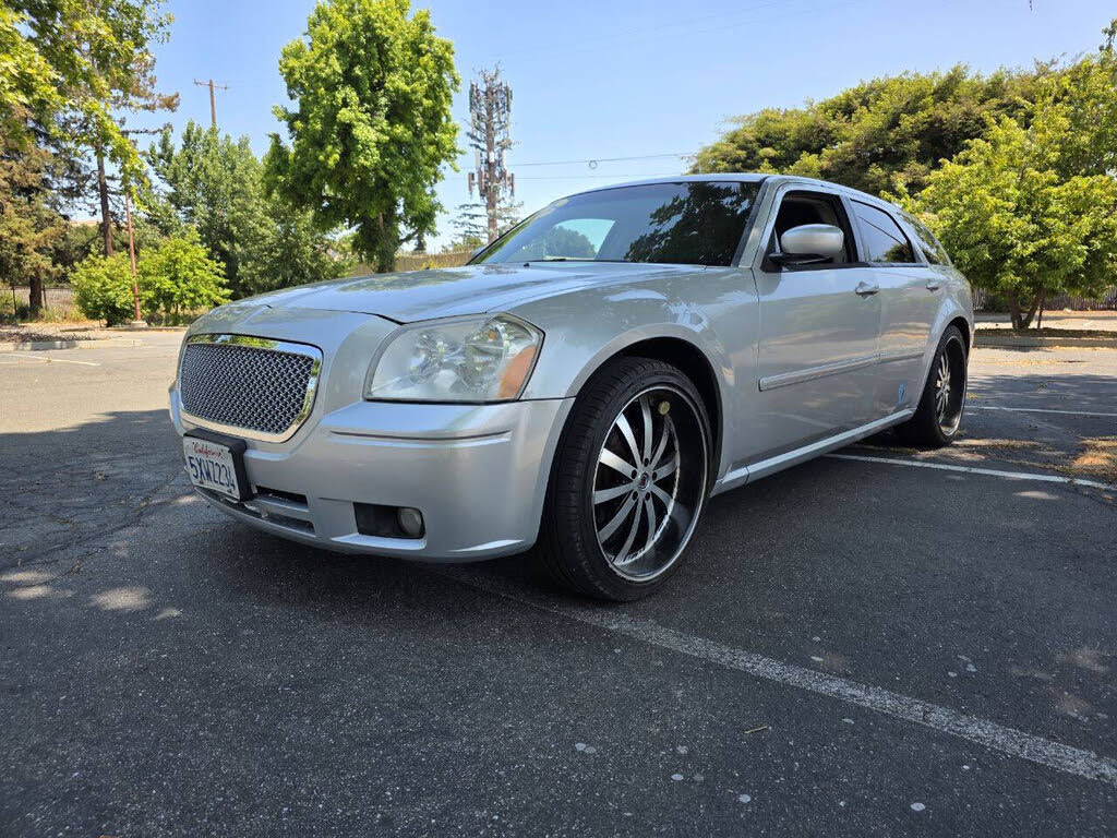 2007 Dodge Magnum SXT RWD