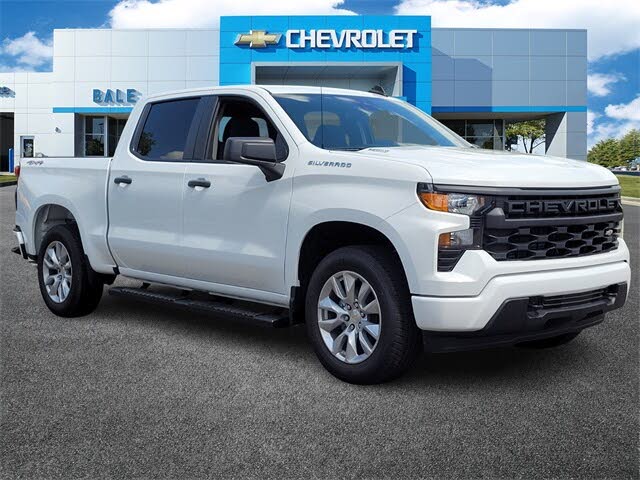2025 Chevrolet Silverado 1500 Custom Crew Cab 4WD
