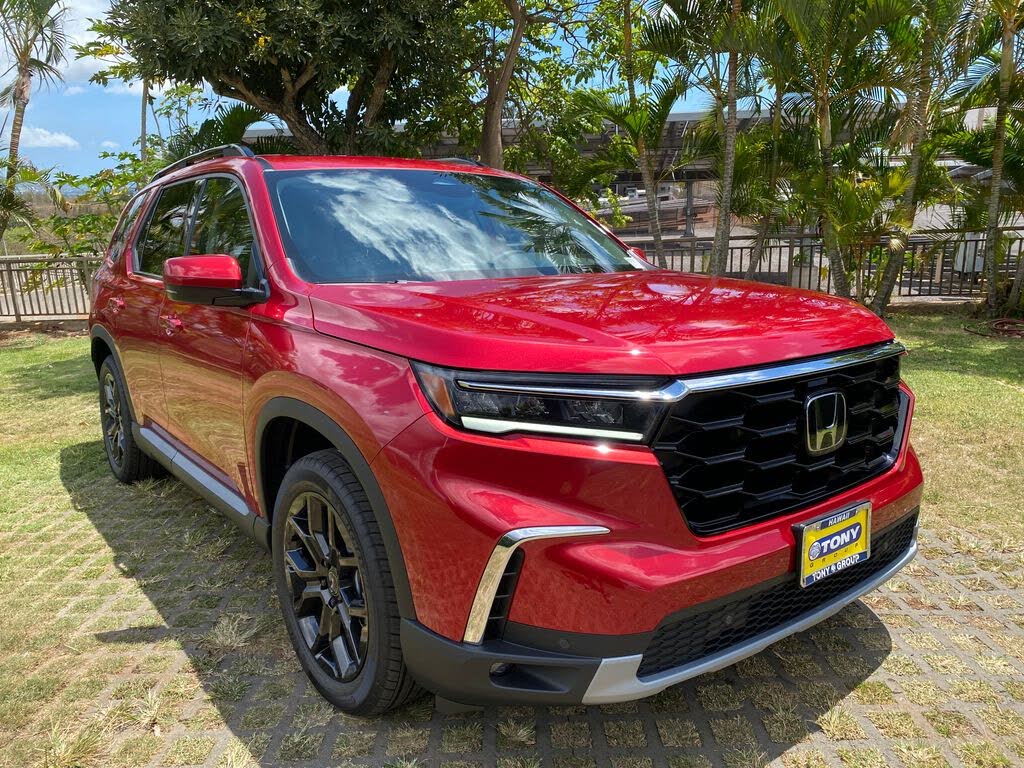 2025 Honda Pilot Touring+ FWD