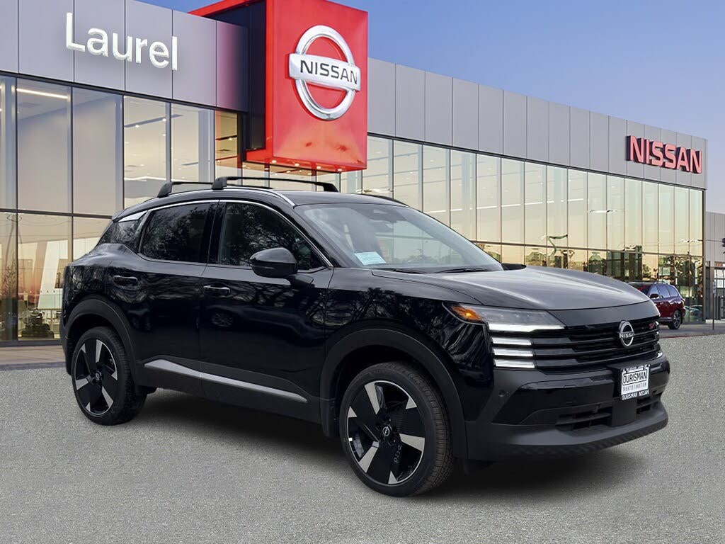 2025 Nissan Kicks SR AWD