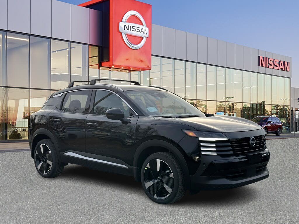 2025 Nissan Kicks SR AWD