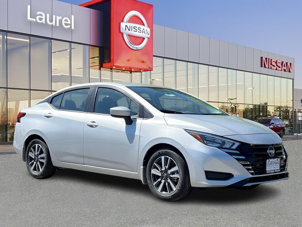 2025 Nissan Versa SV FWD