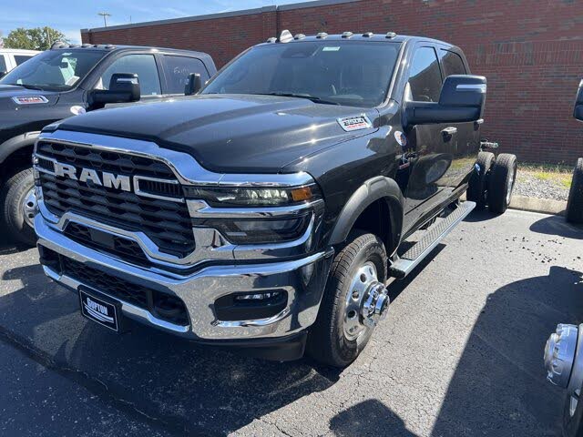2026 RAM 3500 Chassis Tradesman Crew Cab LB DRW 4WD