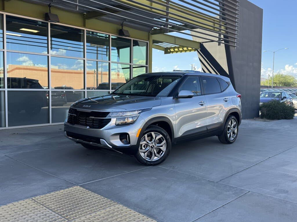 2024 Kia Seltos LX AWD