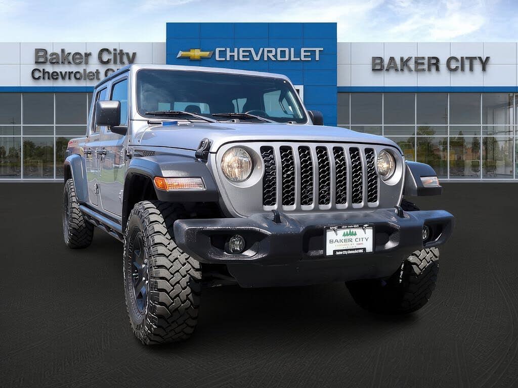 2020 Jeep Gladiator Sport S Crew Cab 4WD