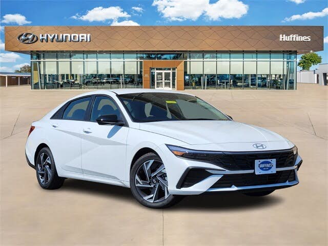 2025 Hyundai Elantra SEL Sport FWD
