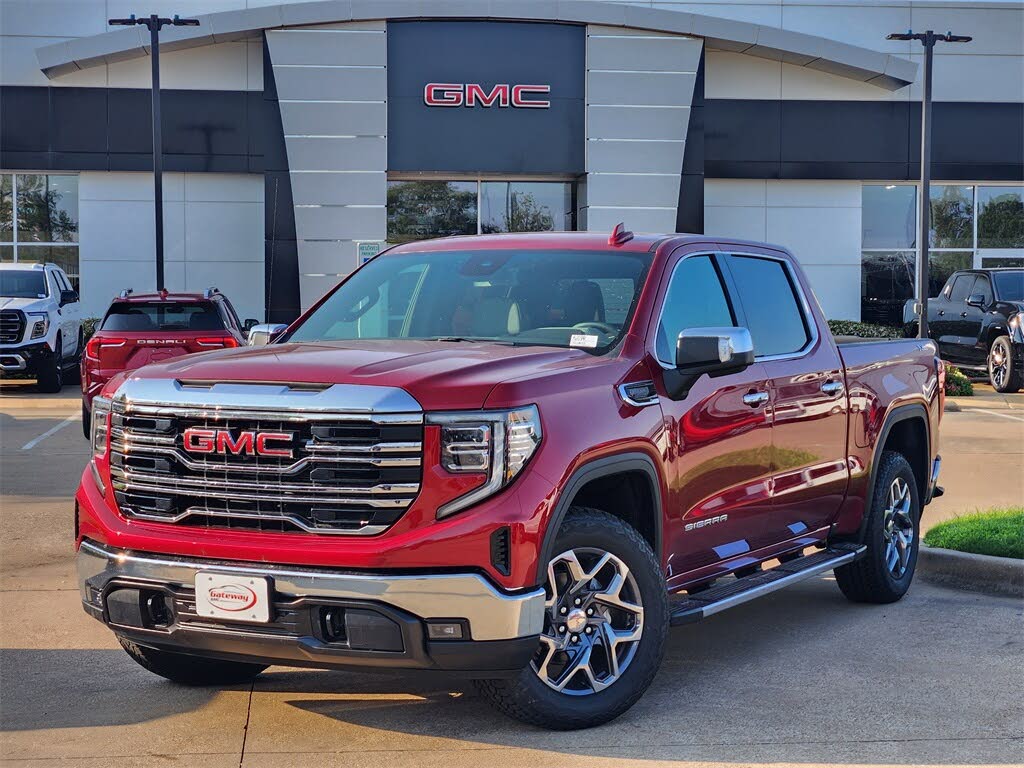 2026 GMC Sierra 1500 SLT Crew Cab 4WD
