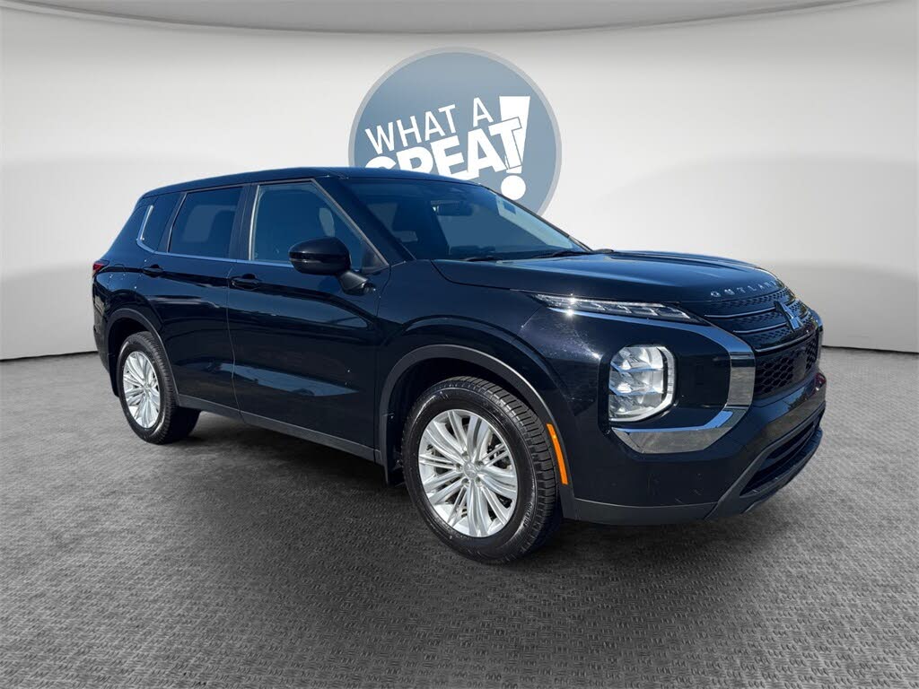 2024 Mitsubishi Outlander ES S-AWC