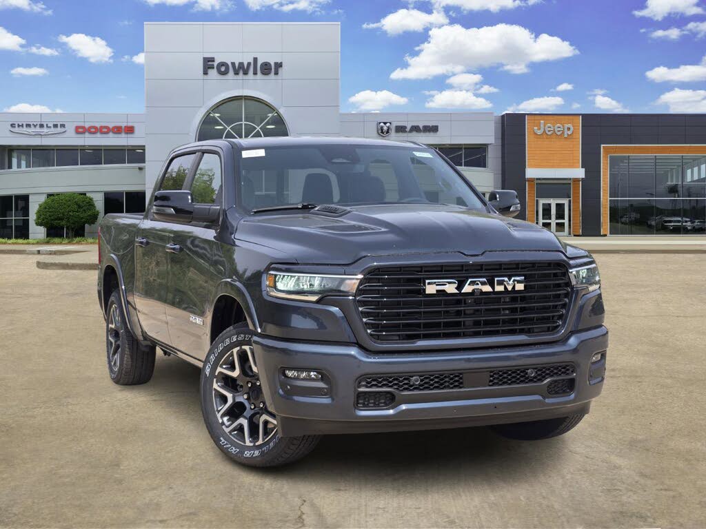 2026 RAM 1500 Laramie Crew Cab 4WD