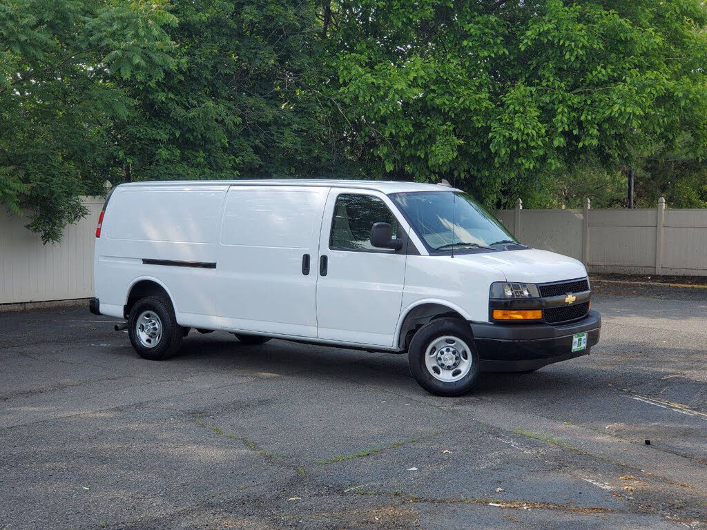 2023 Chevrolet Express Cargo 2500 Extended RWD