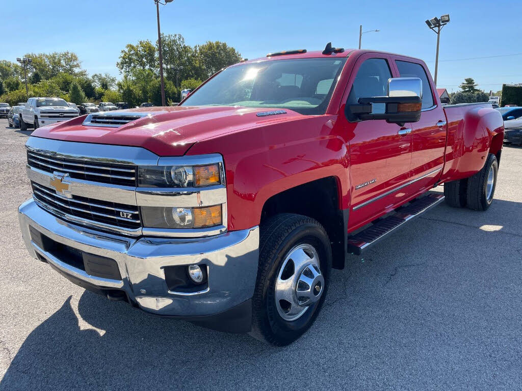 2018 Chevrolet Silverado 3500HD LTZ Crew Cab LB DRW 4WD