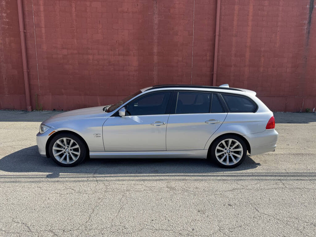 2011 BMW 3 Series 328i xDrive Wagon AWD