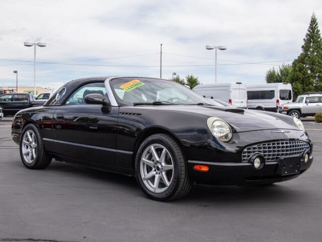 2002 Ford Thunderbird Deluxe RWD