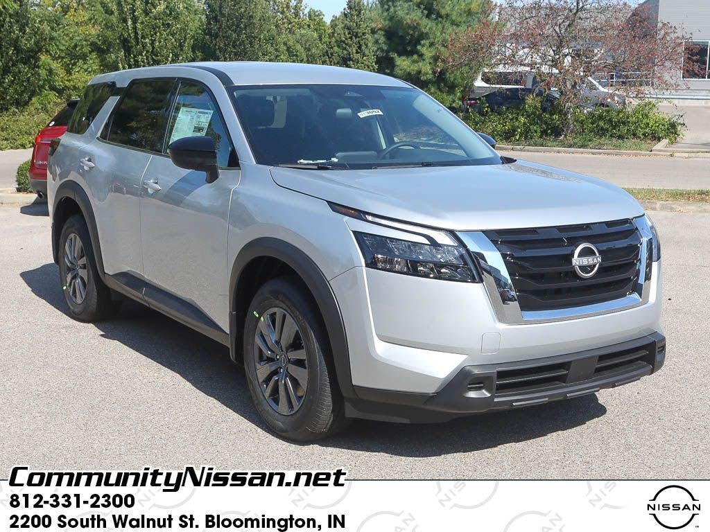 2025 Nissan Pathfinder S 4WD