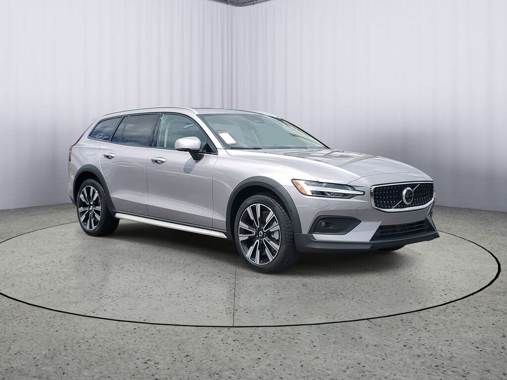 2026 Volvo V60 Cross Country B5 Ultra AWD