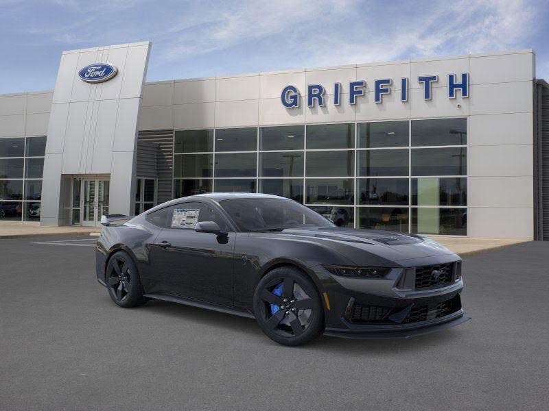 2025 Ford Mustang Dark Horse Fastback RWD