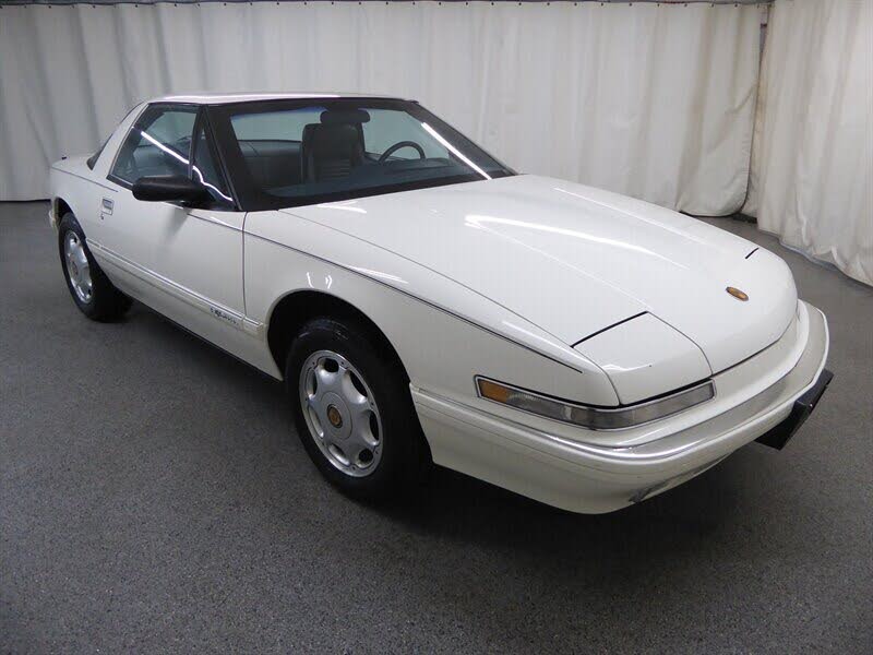 1991 Buick Reatta Coupe FWD