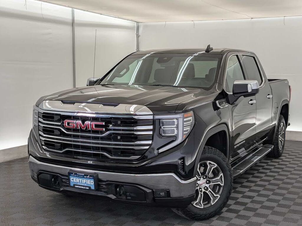 2022 GMC Sierra 1500 SLT Crew Cab 4WD