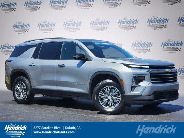 2025 Chevrolet Traverse LT FWD