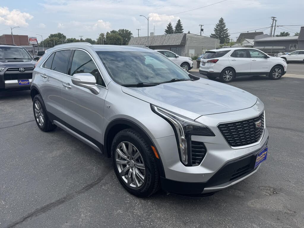 2022 Cadillac XT4 Premium Luxury AWD
