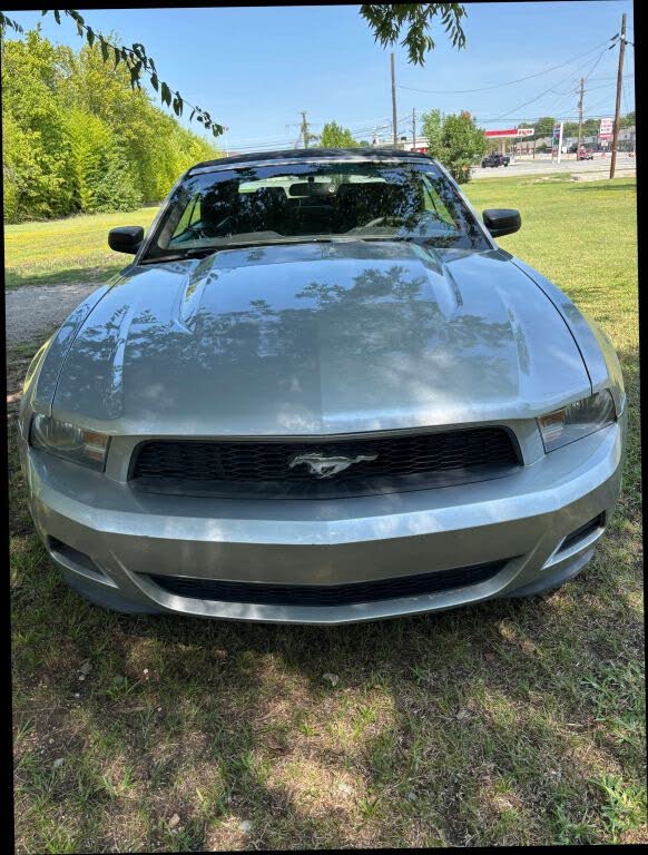 2012 Ford Mustang V6 Convertible RWD