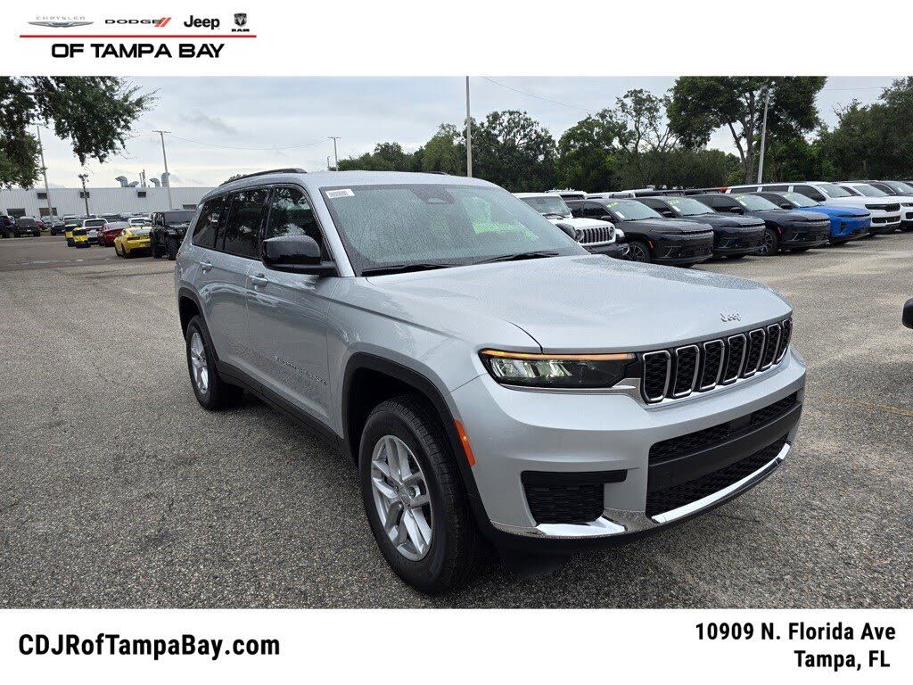 2025 Jeep Grand Cherokee L Laredo RWD
