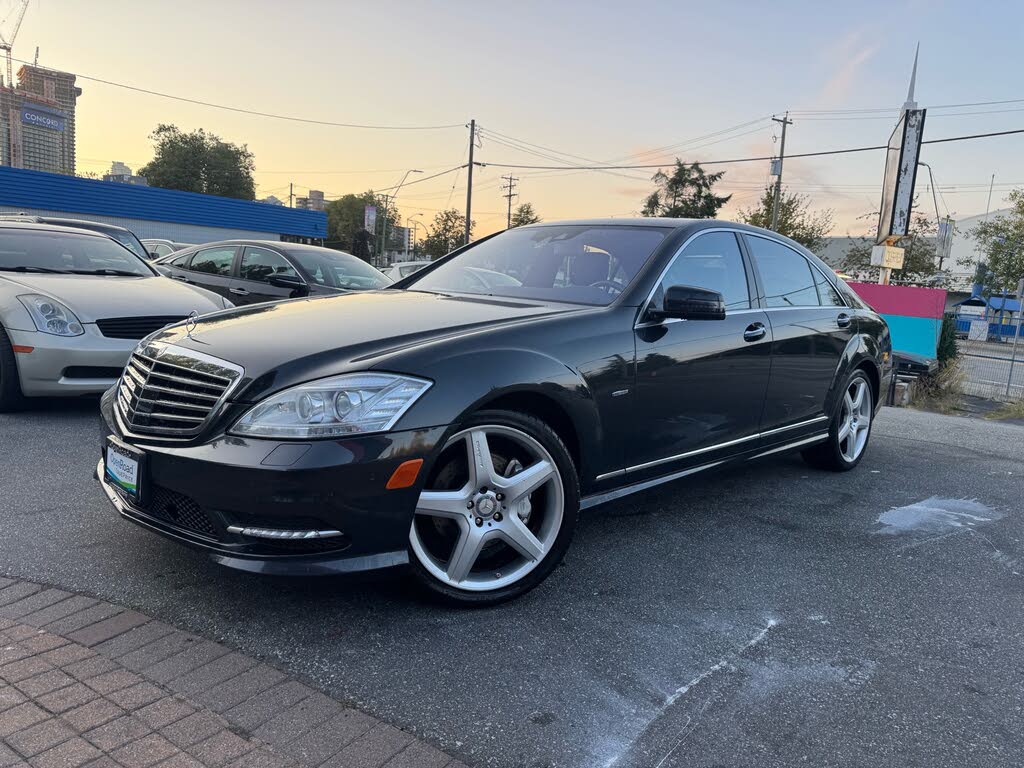 Mercedes-Benz S-Class S 550 4MATIC 2012