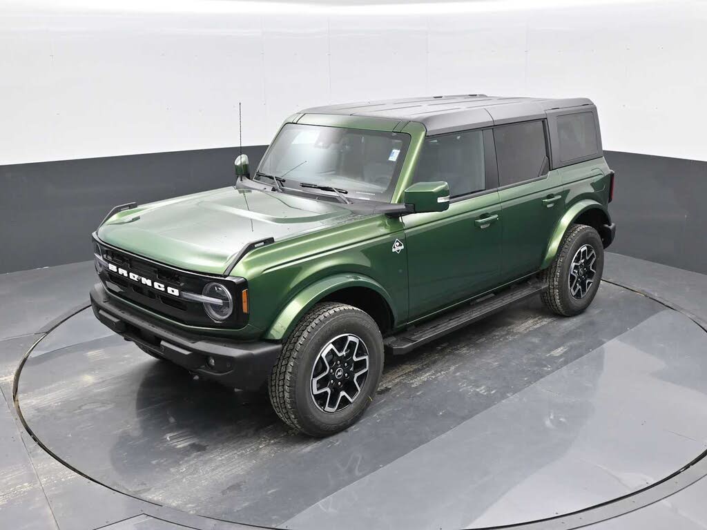 2024 Ford Bronco Outer Banks 4-Door 4WD
