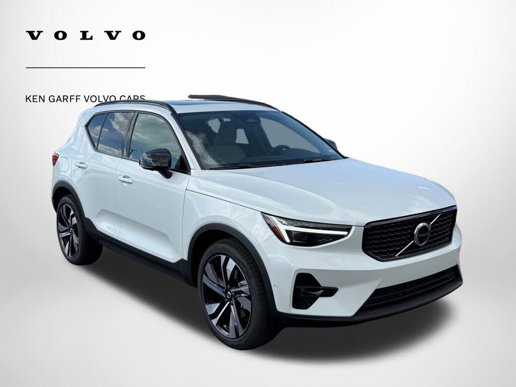 2026 Volvo XC40 B5 Ultra AWD