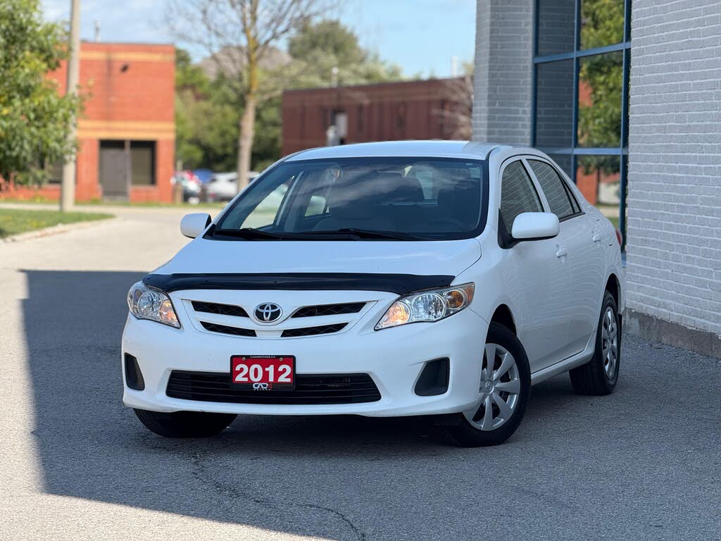Toyota Corolla CE 2012