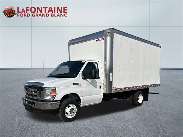 2025 Ford E-Series Chassis E-350 SD Cutaway SB DRW RWD