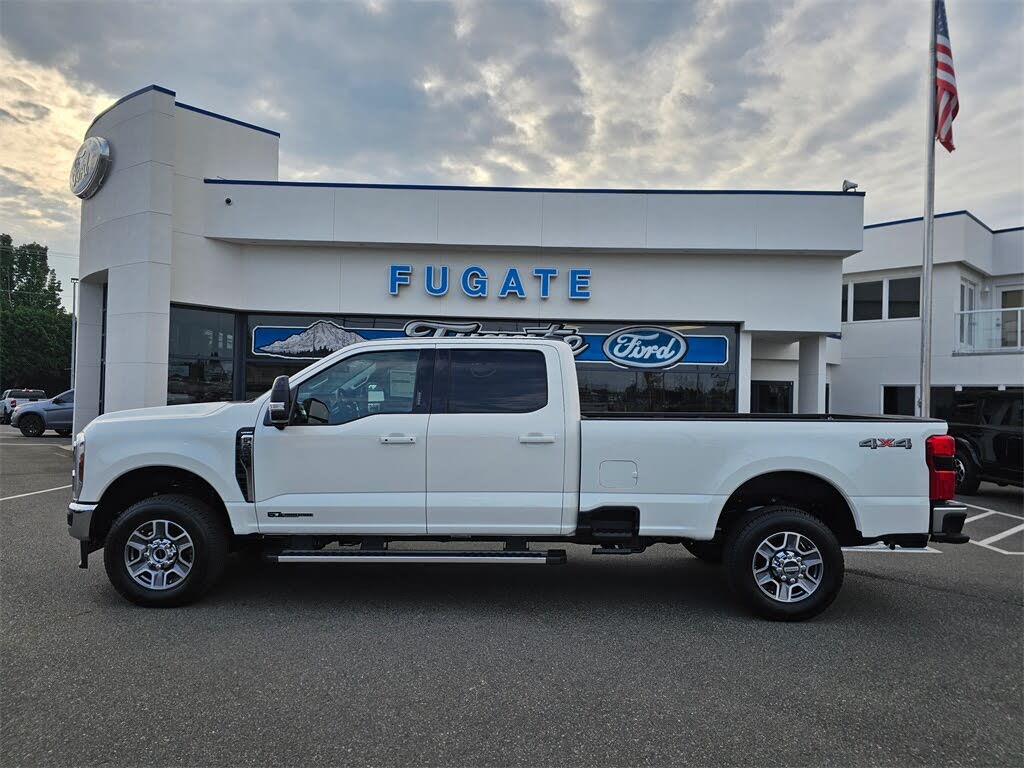 2026 Ford F-250 Super Duty Lariat Crew Cab 4WD