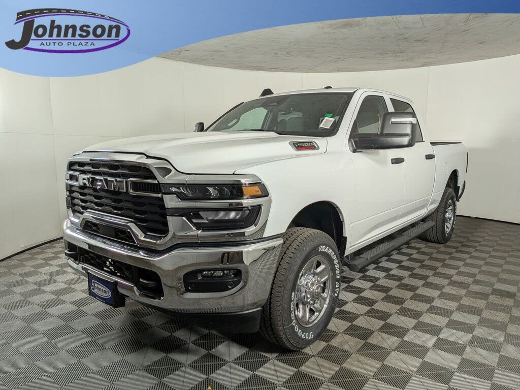 2026 RAM 2500 Tradesman Crew Cab 4WD