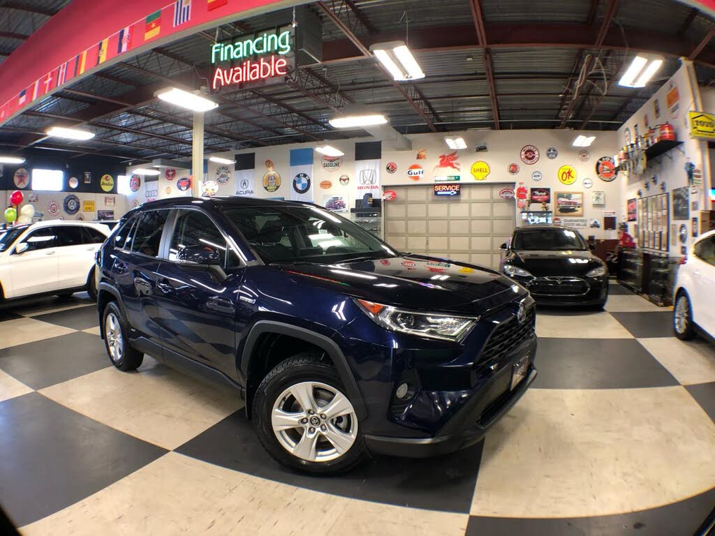 2019 Toyota RAV4 Hybrid XLE AWD