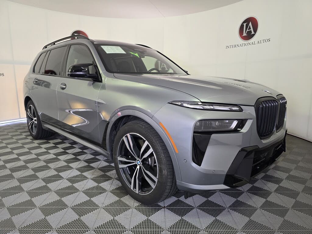 2024 BMW X7 M60i AWD