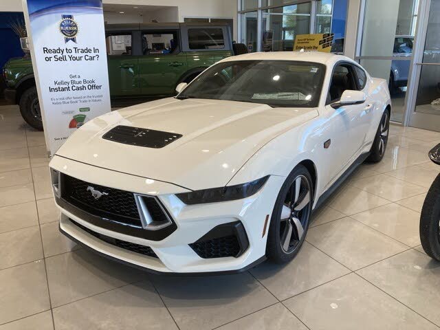 2025 Ford Mustang GT Premium Fastback RWD