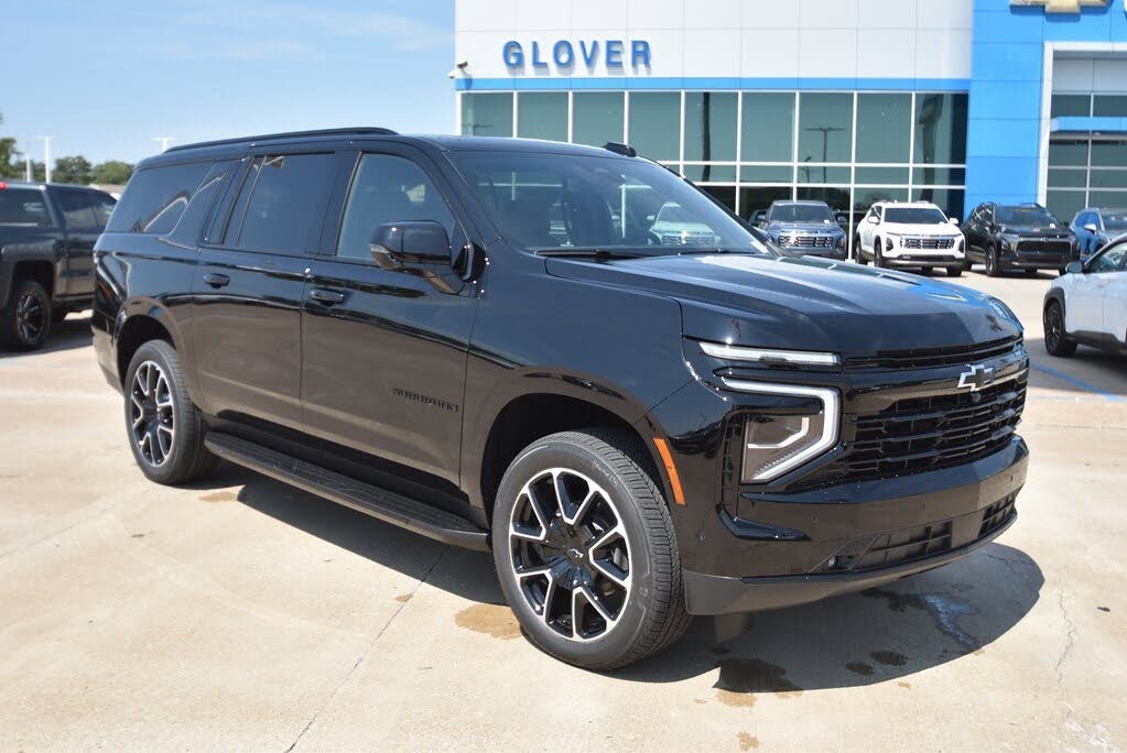 2026 Chevrolet Suburban RST 4WD