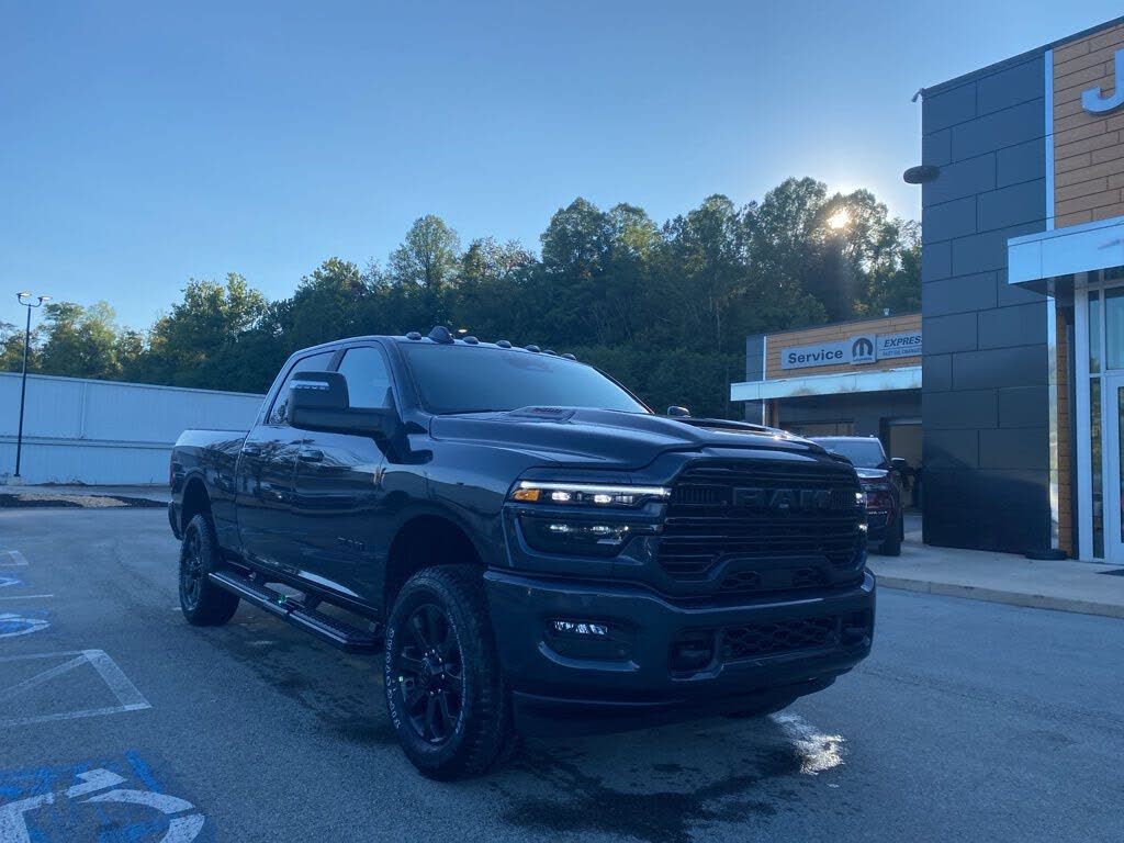 2026 RAM 2500 Laramie Crew Cab 4WD