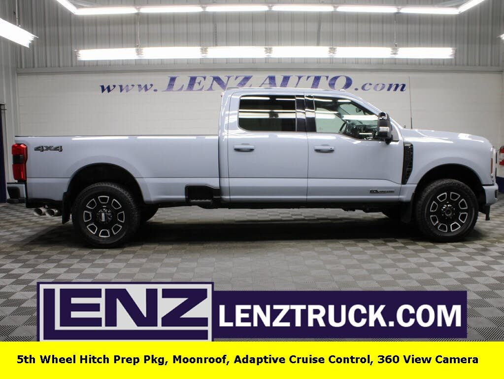 2024 Ford F-250 Super Duty Lariat Crew Cab 4WD