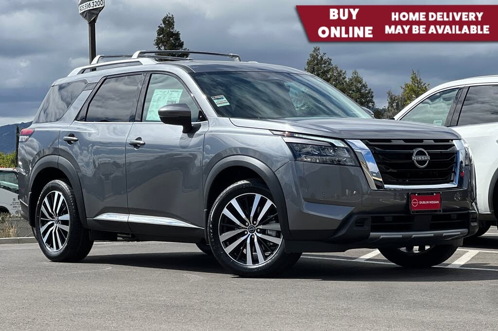 2025 Nissan Pathfinder Platinum 4WD