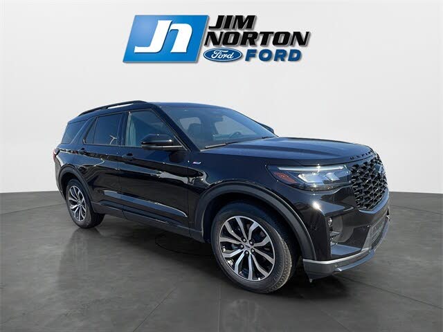 2025 Ford Explorer ST-Line RWD