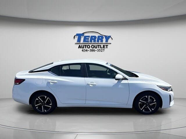 2024 Nissan Sentra SV FWD