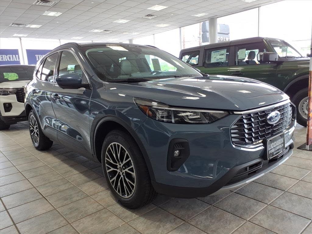 2024 Ford Escape Hybrid Plug-in FWD