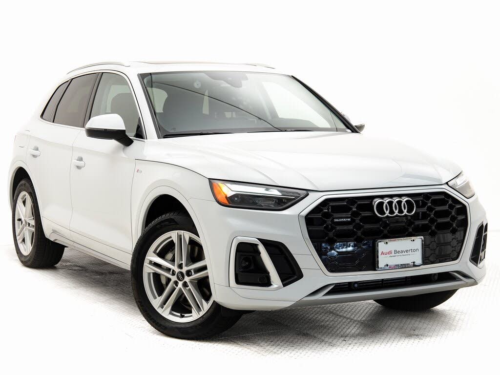 2025 Audi Q5 Hybrid Plug-in e quattro Premium Plus S Line  55 TFSI AWD