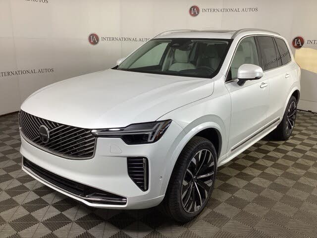 2026 Volvo XC90 B6 Ultra 7-Passenger AWD